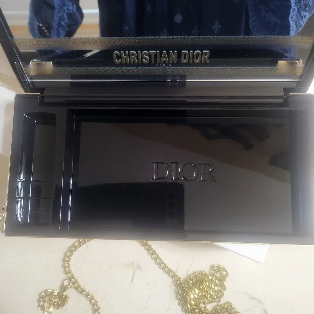 New Christian Dior Minaudiere Gold Clutch - Picture 8 of 9